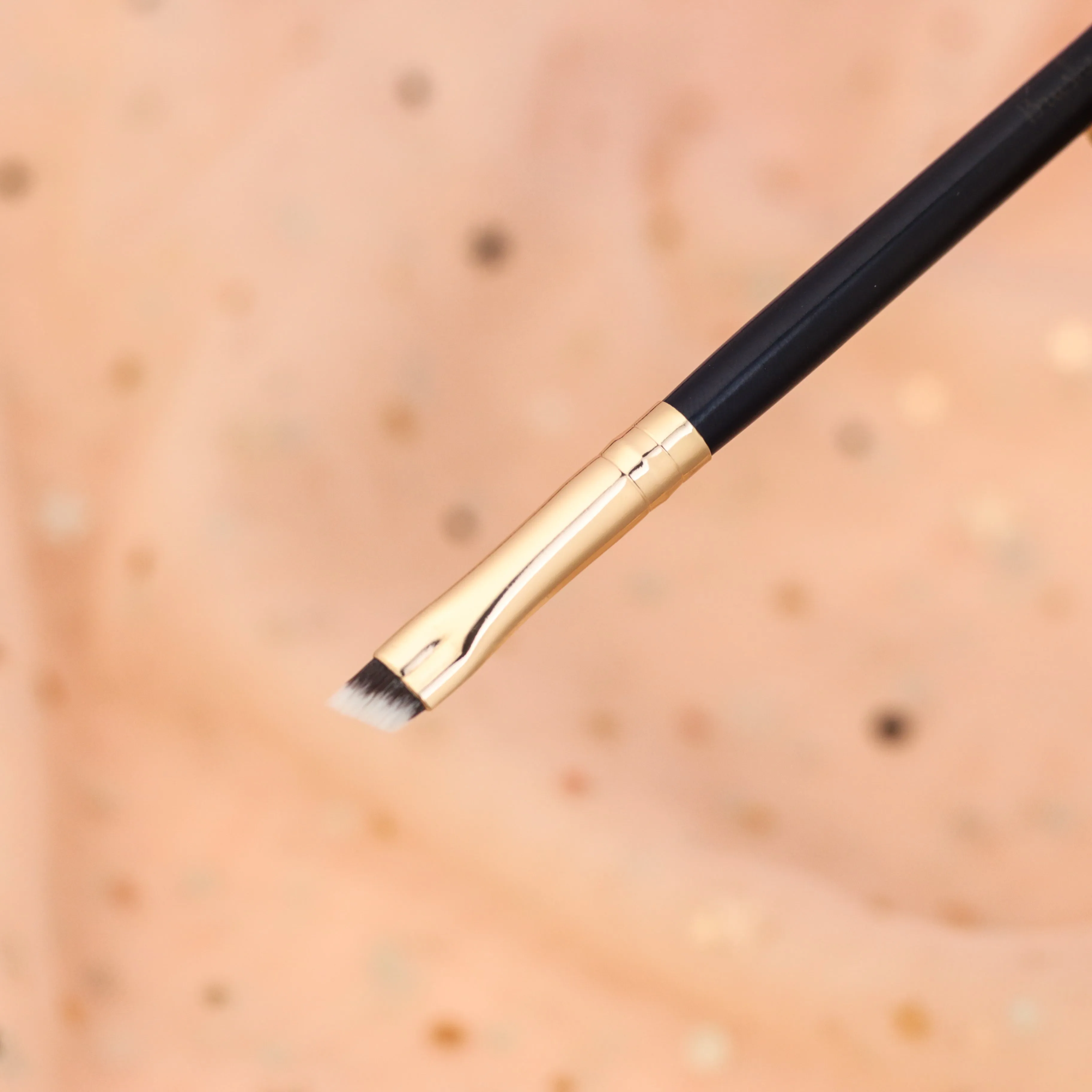 Angled Brow (mini)