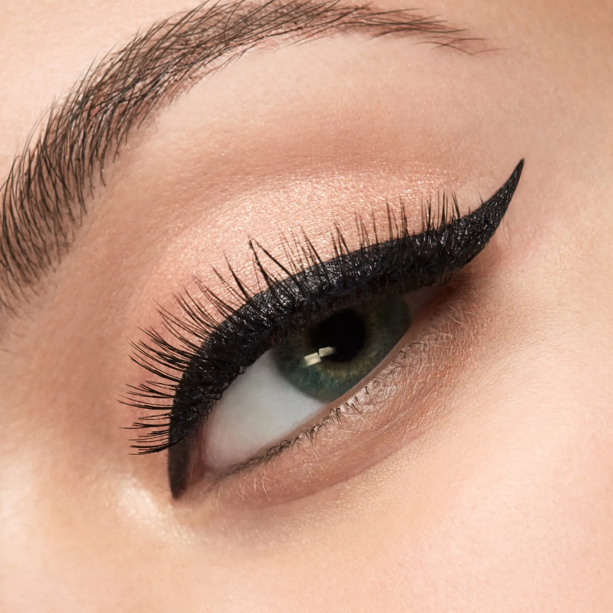 Stay All Day® Dual-Ended Waterproof Liquid Eye Liner